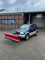 Suzuki Grand Vitara 4x4 Winterdienstfahrzeug - Suzuki Grand Vitara aus 1999