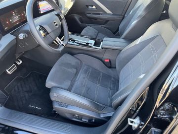 Opel Astra L 5tg GS 1.2 T AT Schiebedach AHK