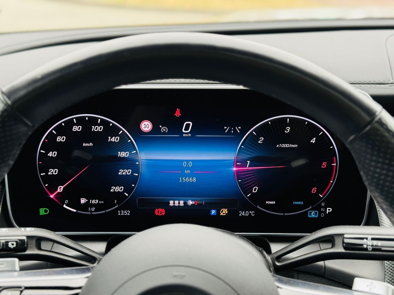 Fahrzeugabbildung Mercedes-Benz GLC 300 d 4M AMG - 360°, Panodach, Standh, Digit