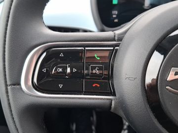 Fiat 500 e Icon KeyLess+Navi+SHZ+LM+SoundSys+SpurH