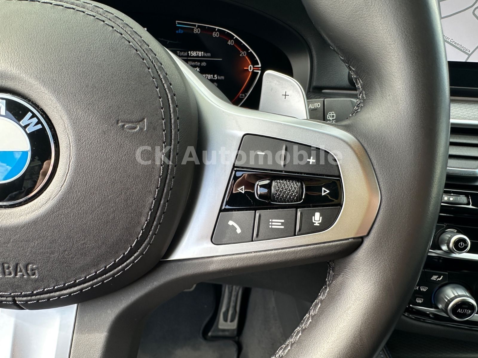 Fahrzeugabbildung BMW 520d xDrive M-Sport/Navi/Head-Up/LED/ACC/Kam.