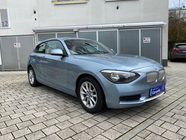 BMW 114 Lim  Navi  Einparkhilfe Freisprechanlage