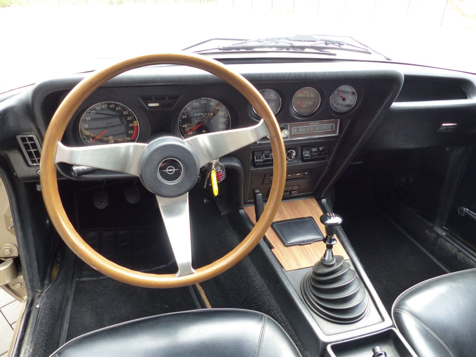 Fahrzeugabbildung Opel GT 1900 A L