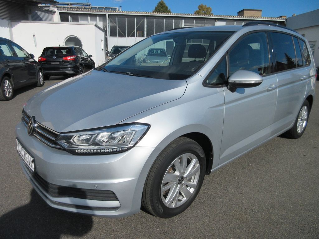 Image of Volkswagen Touran