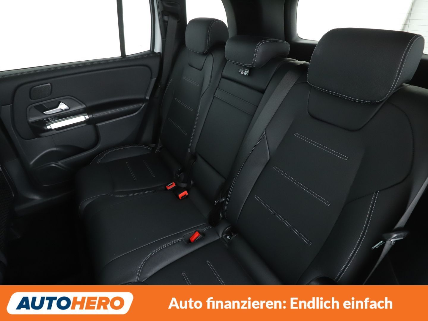 Mercedes-Benz GLB 250 Mild-Hybrid 4Matic AMG Line Aut. NAVI foto 14