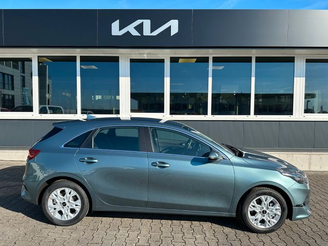 Kia cee'd / Ceed 1.0 T-GDI Ultimate Edition MT