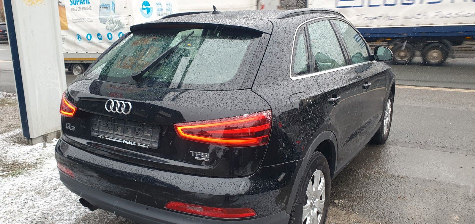 Audi Q3 - 1