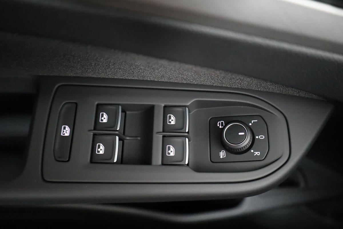 Volkswagen Golf VIII Variant 1.5 eTSI DSG Life, easyOpen, K, миниатюра 9