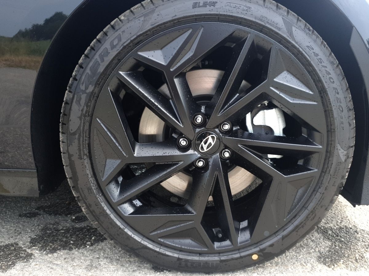 Hyundai IONIQ 6 - Bild 9