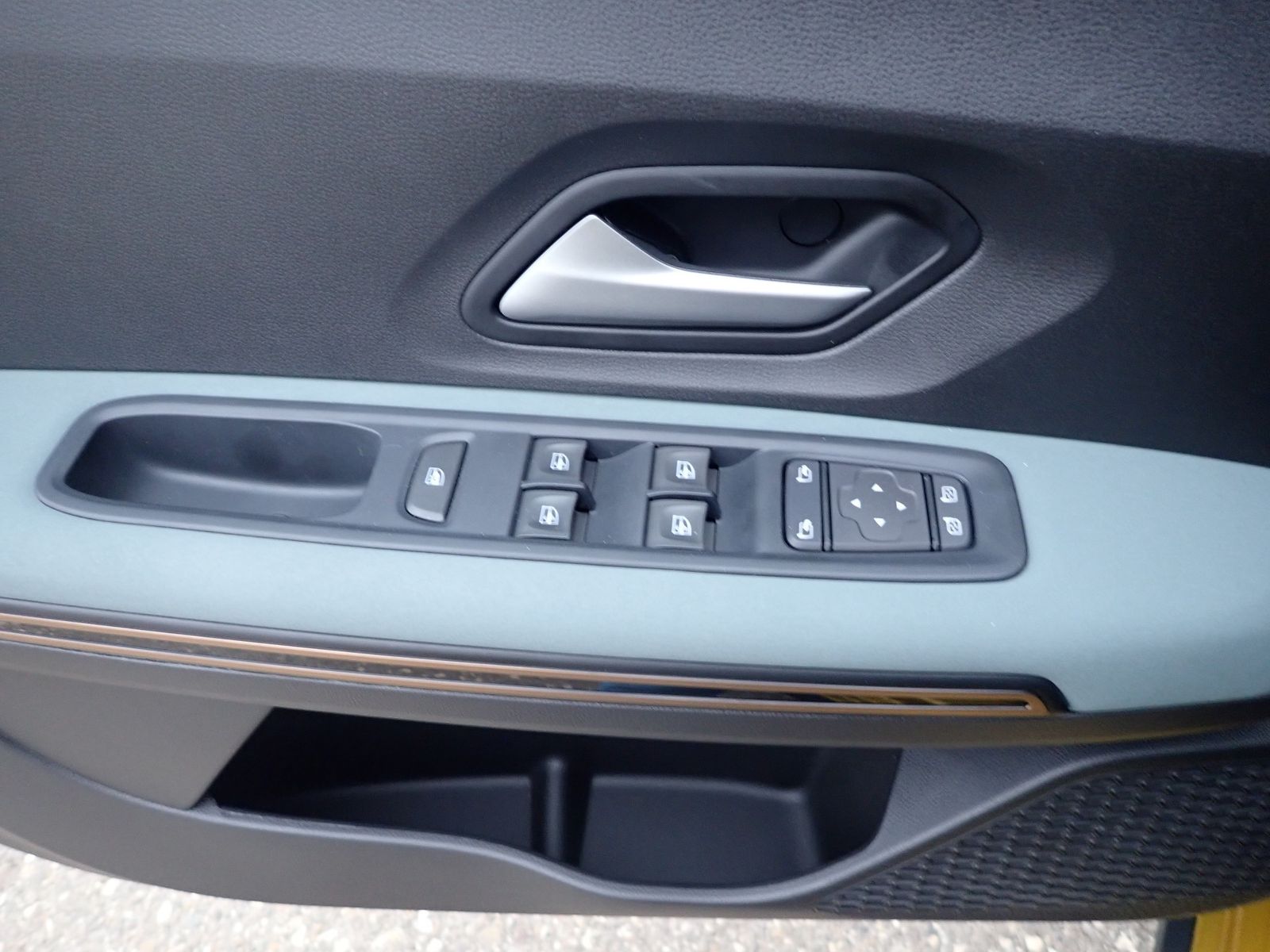 Fahrzeugabbildung Dacia Sandero Stepway Extreme TCe 110