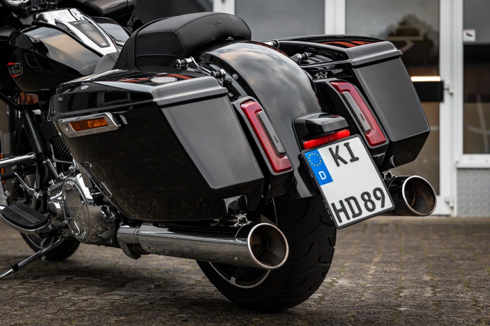 Fahrzeugabbildung Harley-Davidson ROAD GLIDE FLTRX 117cui - Kesstech -