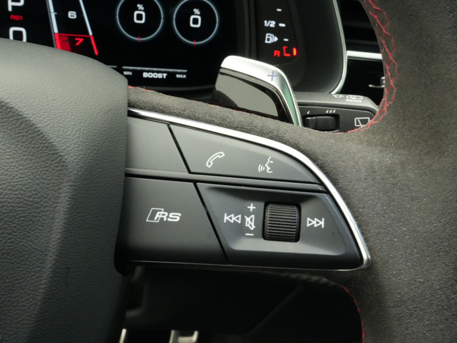 Audi RSQ8 - Bild 22