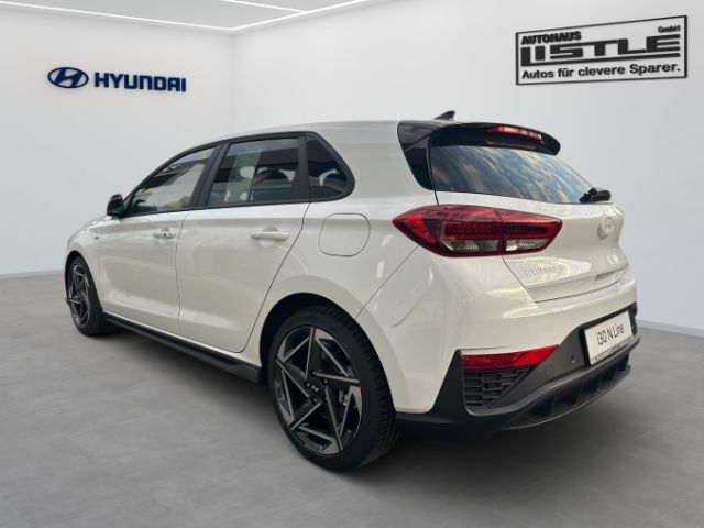 Fahrzeugabbildung Hyundai i30 N Line Mild-Hybrid 1.5 T-GDI Sitz-Paket+Pano