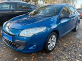Renault Megane TomTom*2.HD*Klima*SHZ*Navi*TÜV NEU - Renault Megane aus 2012 mit Benzin-Antrieb: Kombi