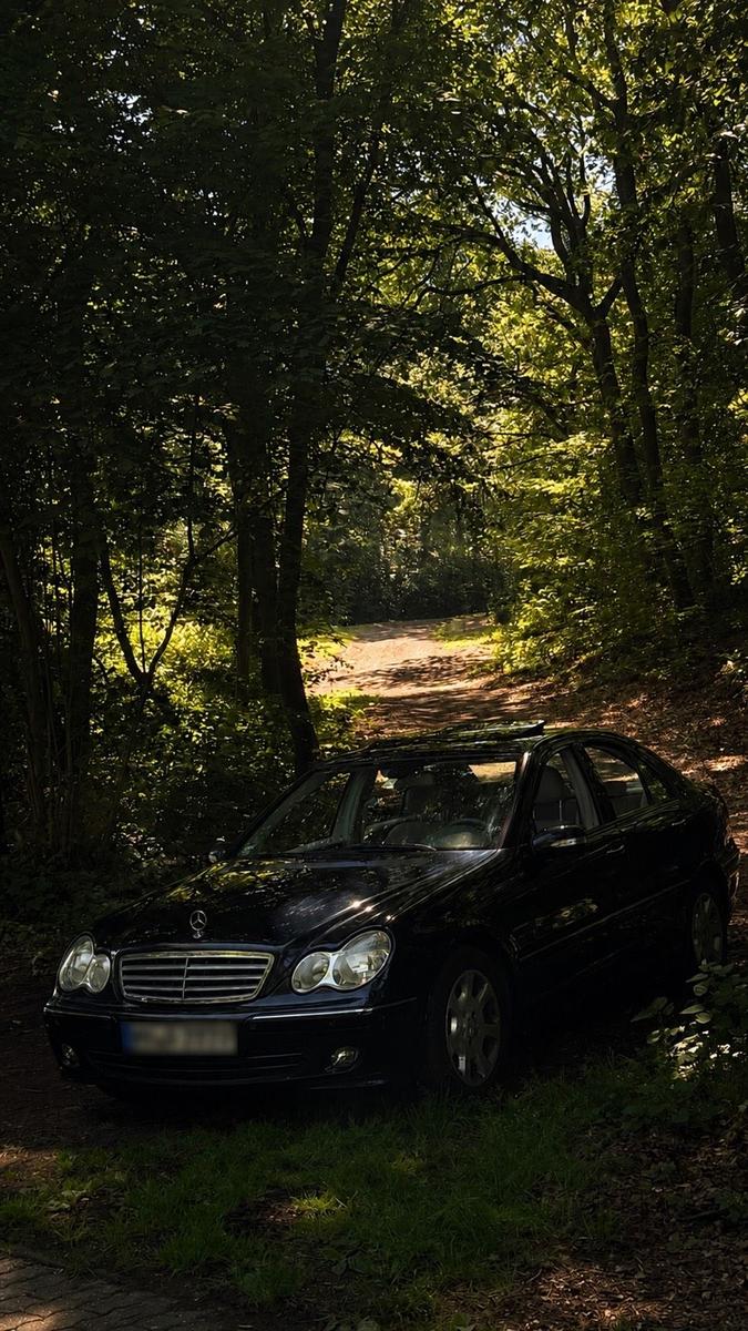Mercedes-Benz C 180