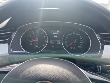 Volkswagen Passat Variant - 9