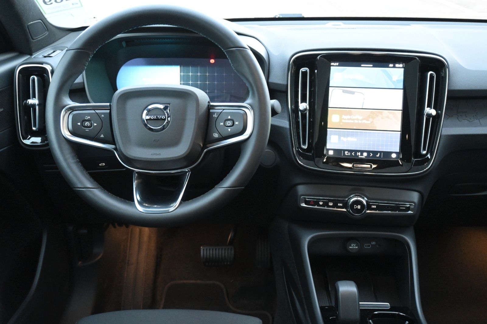 Fahrzeugabbildung Volvo C40 Twin AWD Ultimate 360°PANO°Stdhzg