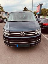 Volkswagen T6 Multivan Generation SIX - VW T6 Multivan in Köln