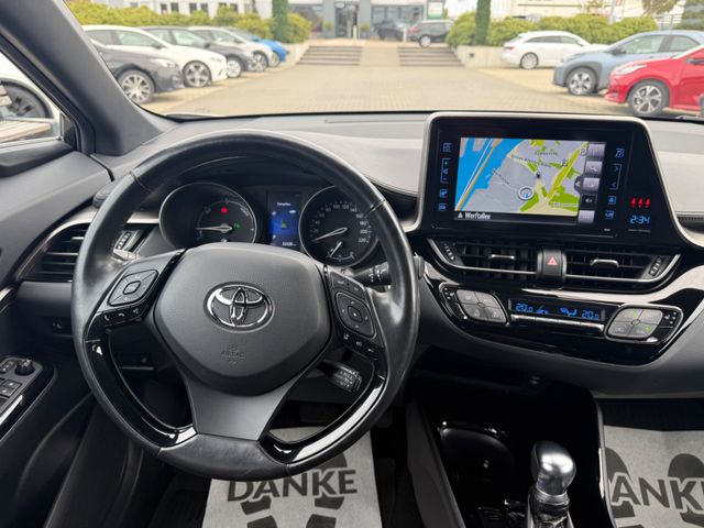 Toyota C-HR Hybrid Team D