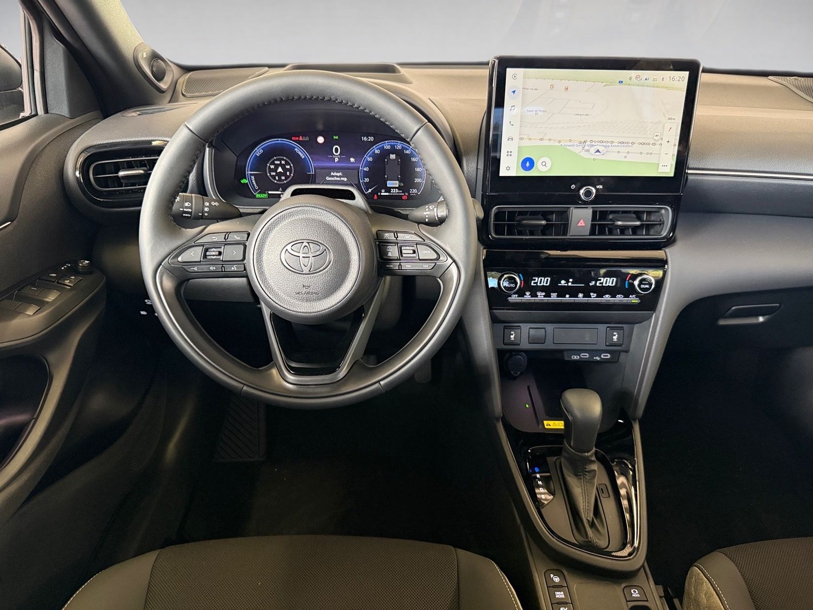 Fahrzeugabbildung Toyota Yaris Cross Lounge 1.5-l-Hybrid LED,Navi,elHeckk