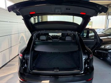 Porsche Cayenne - 9