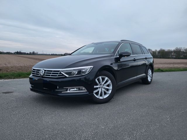 VW Passat Variant