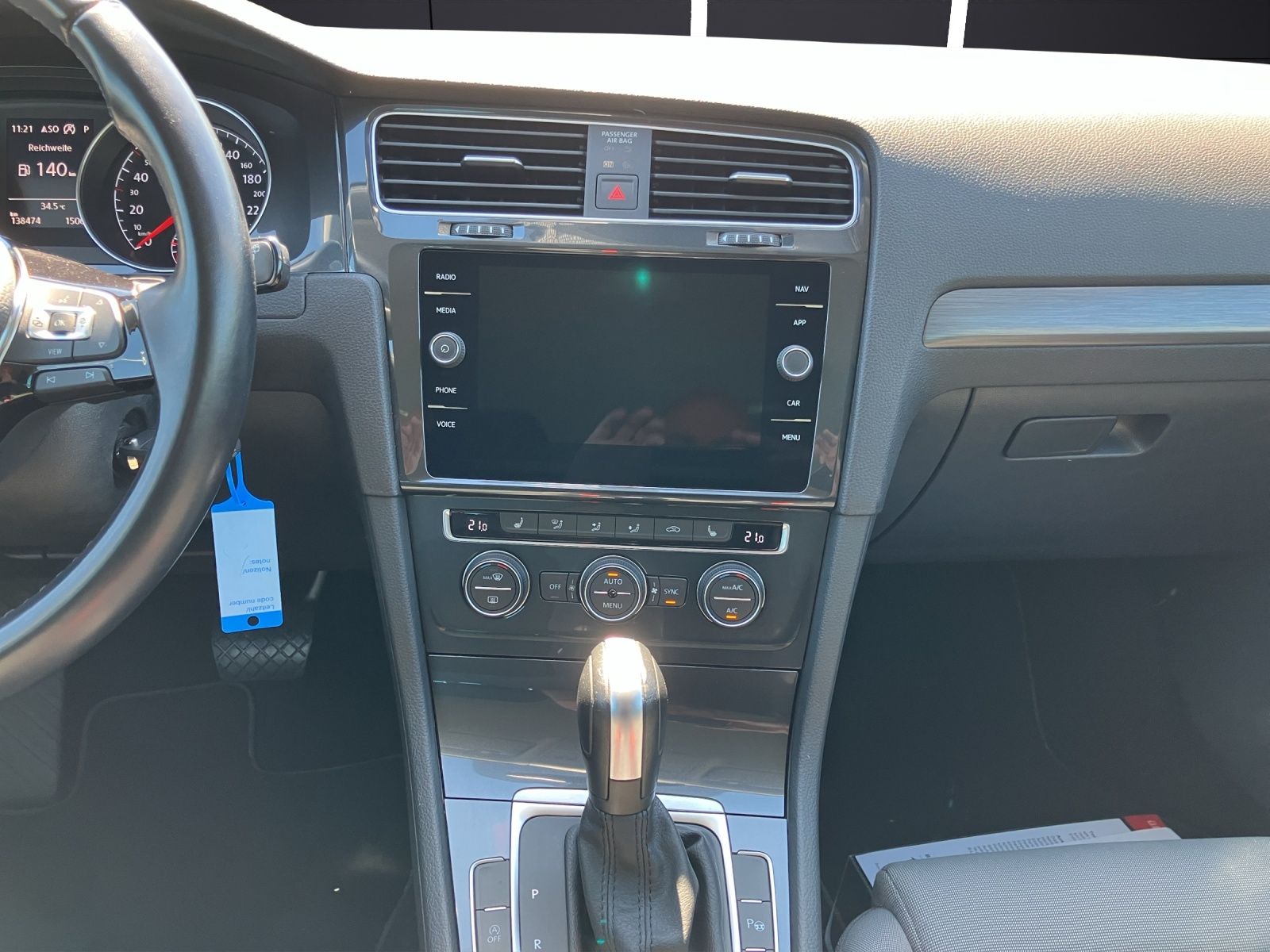 Fahrzeugabbildung Volkswagen Golf VII Variant Comfortline R-Line TDI DSG ACC