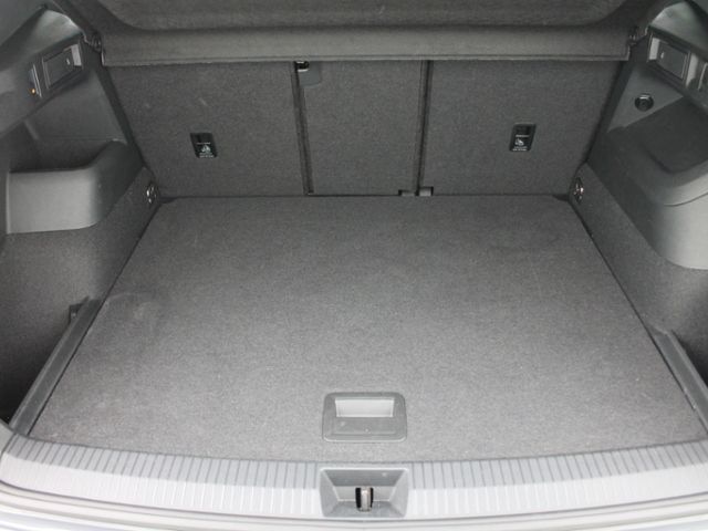 Volkswagen Tiguan 1.5 eTSI DSG Goal MATRIX AHK AREA NAVI TR foto 15