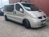 Renault Trafic 2.5 dCi  8-Sitzer mit neue... - Renault Trafic in Bremen