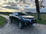 Toyota Hilux - schwarze Toyota Hilux