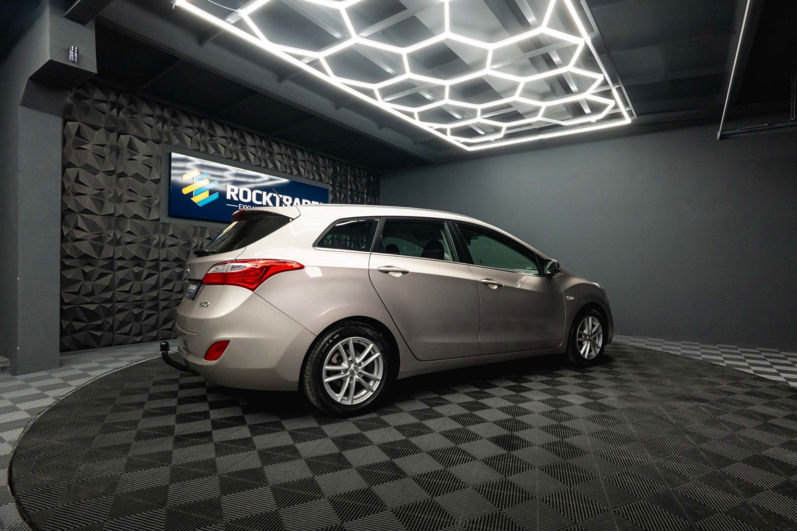 Fahrzeugabbildung Hyundai i30 cw blue Trend | 1.Hand | LED | AHK | LHZ