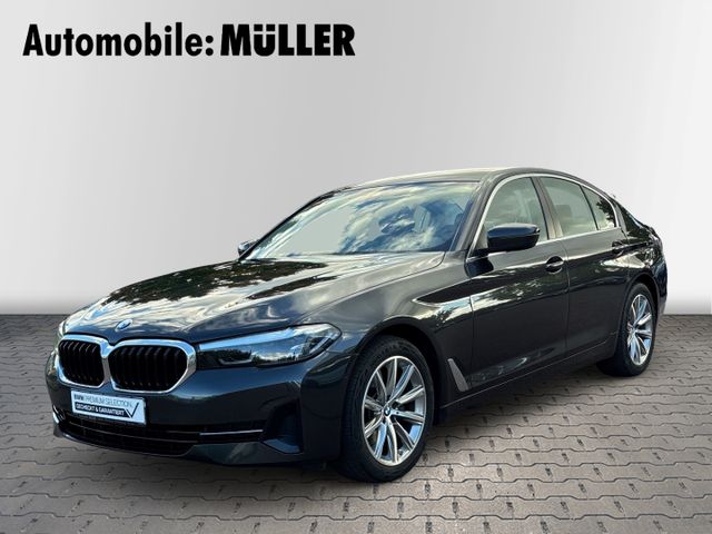 BMW 520 i Limousine+LED+Apple CarPlay+Kamera+DAB+ Na