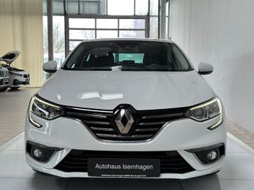 Fahrzeugabbildung Renault Megane IV Lim.BOSE-Edition Massag Kam Navi Touch