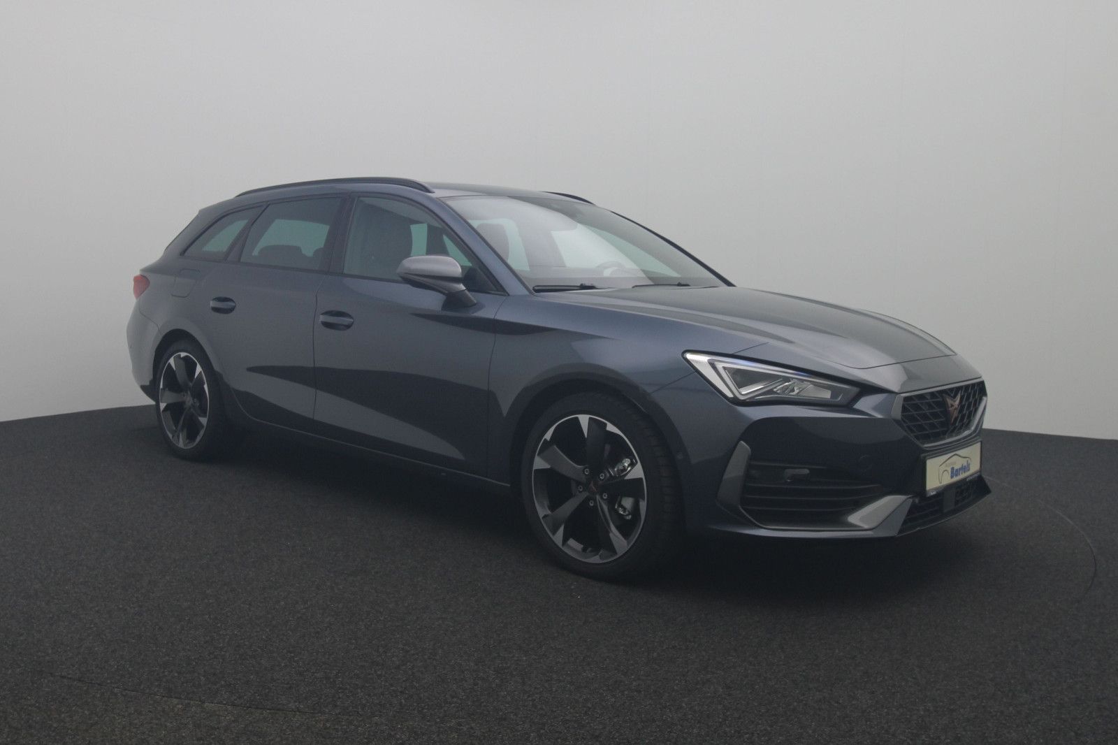 Fahrzeugabbildung CUPRA Leon ST 1.5 eTSI DSG LED Pano Beats