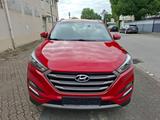 Hyundai Tucson blue Trend 2WD - gebrauchte Hyundai TUCSON aus dem Jahr 2016