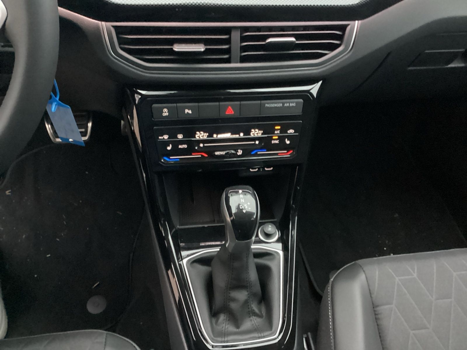 Volkswagen T-Cross - Bild 12