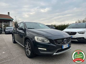 Volvo V60 Cross Country - 2