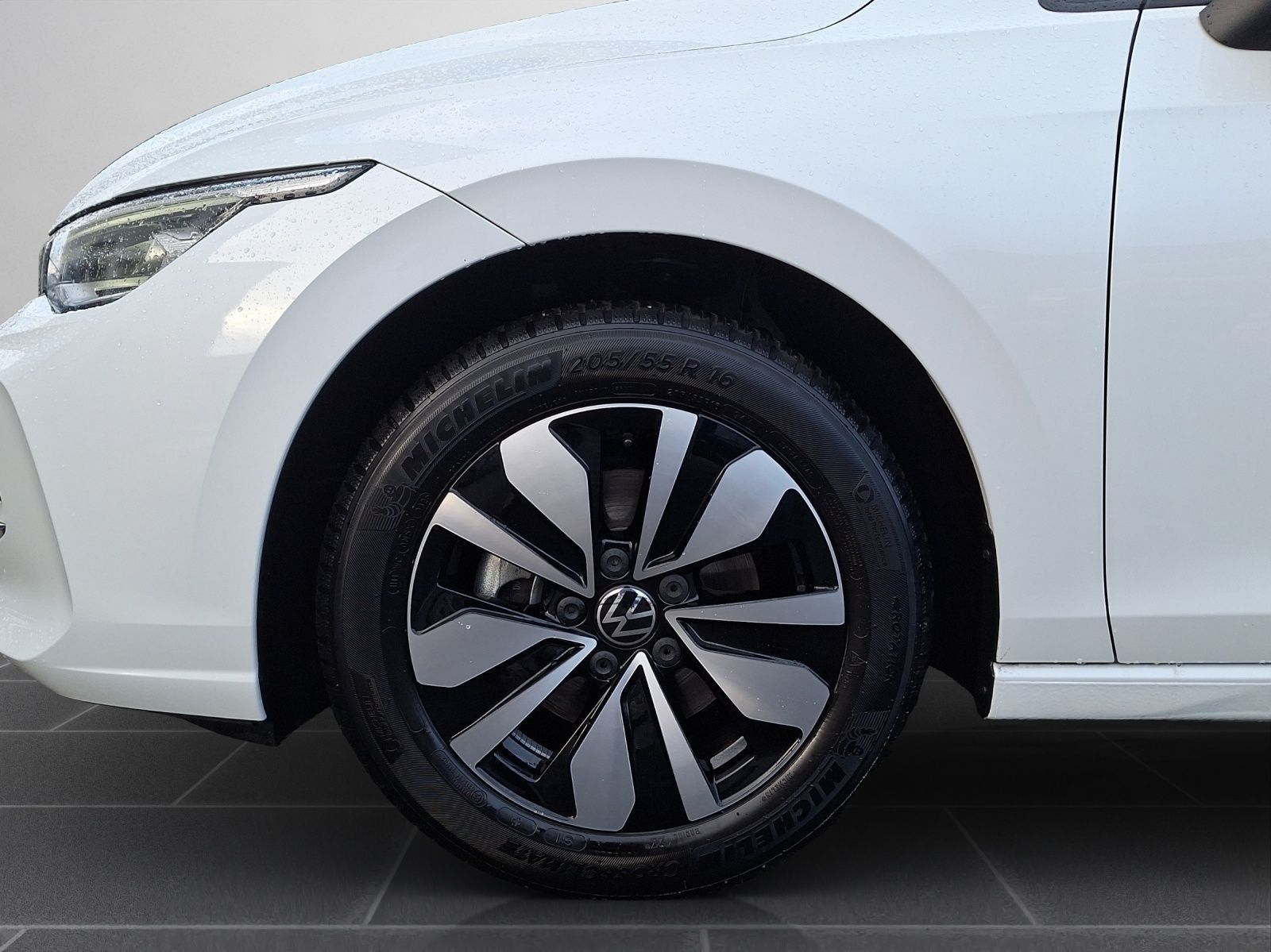 Volkswagen Golf - Bild 9