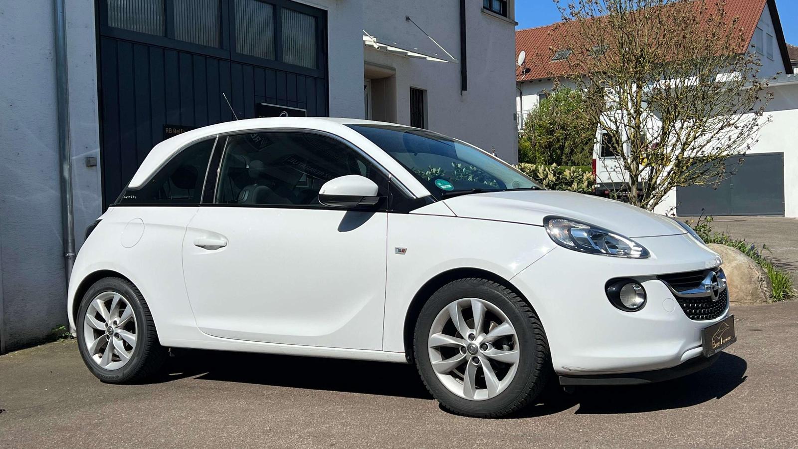 Opel Adam *1-Hand*Klima*Tempomat*Tüv Au-Neu*