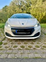 Peugeot 208 1.6 Active BlueHDi 100 STOP & START Active - Peugeot 208 von privat