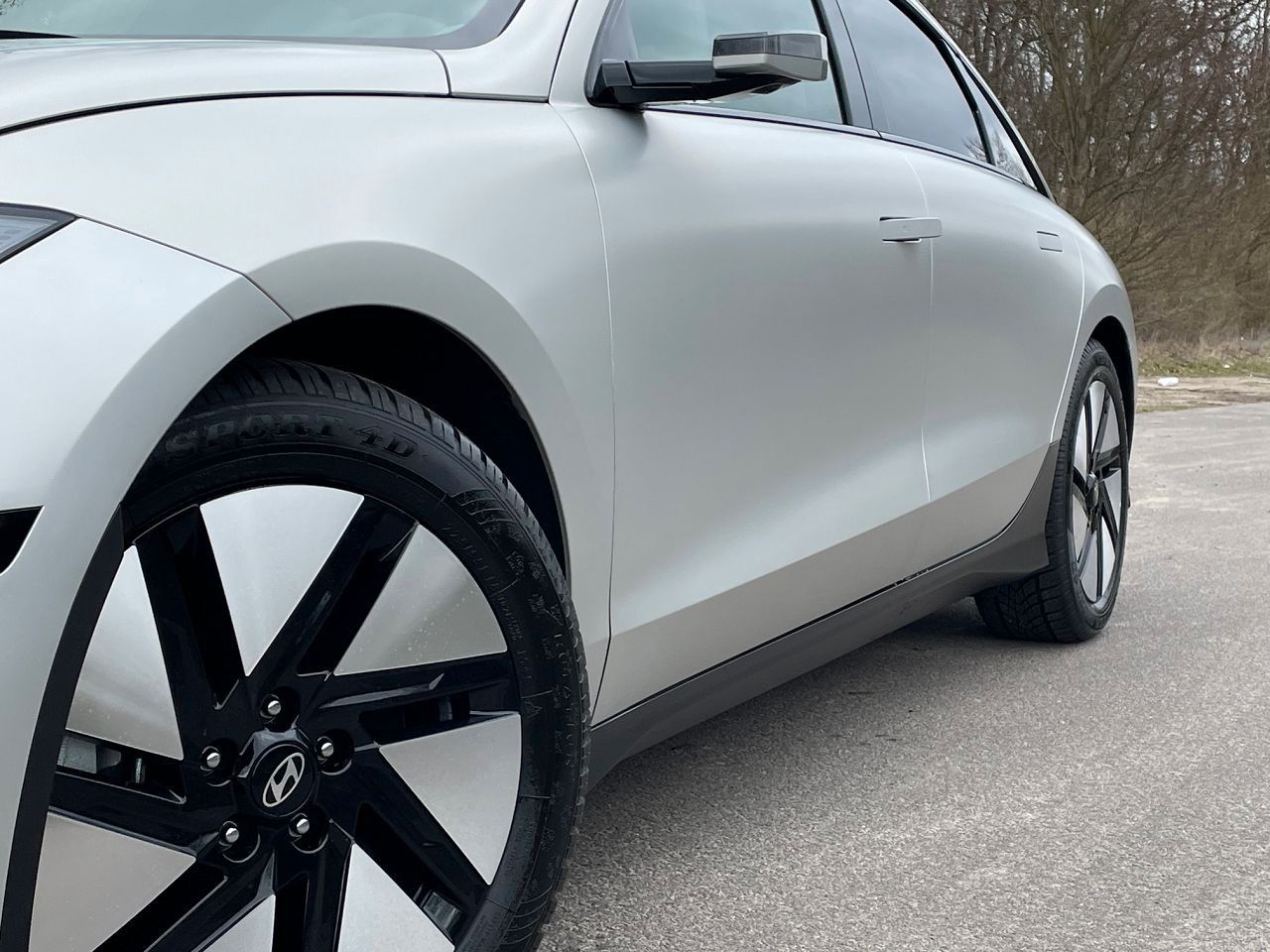 Fahrzeugabbildung Hyundai IONIQ 6 168kW Dynamiq*ACC*GSD*MatrixLED*MIETKAUF