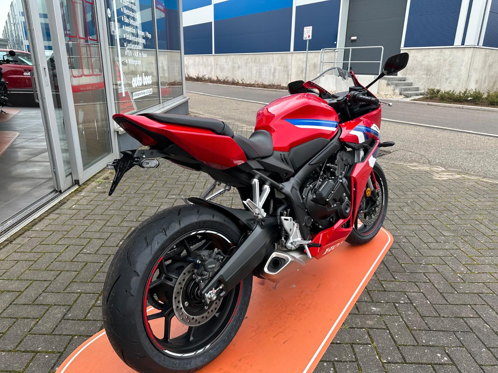 Honda CBR 650 R  2026