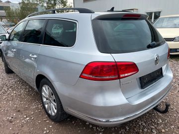 Volkswagen Passat Variant - 5