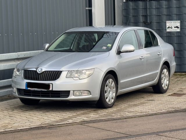 Skoda Superb Comfort SHZ*ALU*"2.Hand