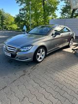 Mercedes-Benz CLS 350 BlueEFFICIENCY - - Mercedes-Benz CLS 350: Blueefficiency