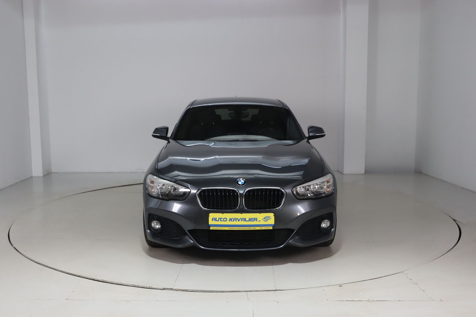 Fahrzeugabbildung BMW 118 i M Sport Paket 1. Hand