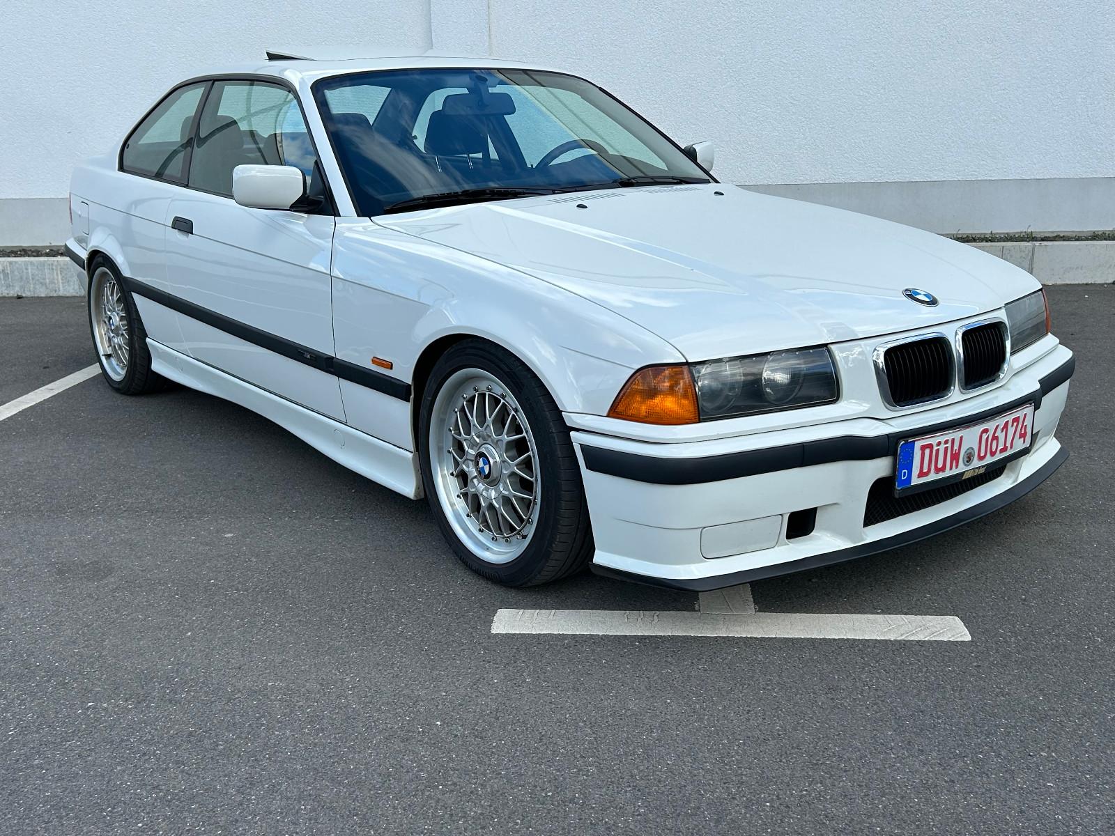 BMW 323i Coupe *Alpinweiß*M-Paket*