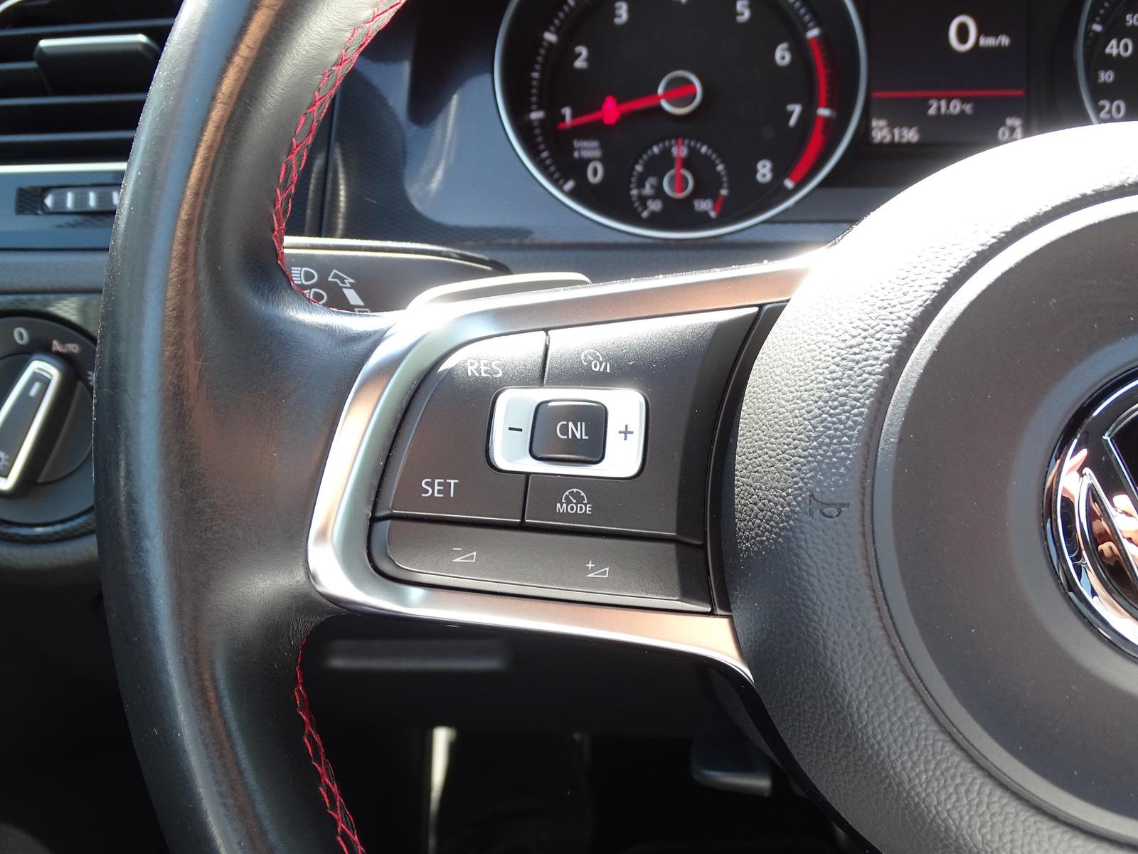 Volkswagen Golf VII 2.0 GTI BMT Bi-Xenon Dynaudio Standheiz