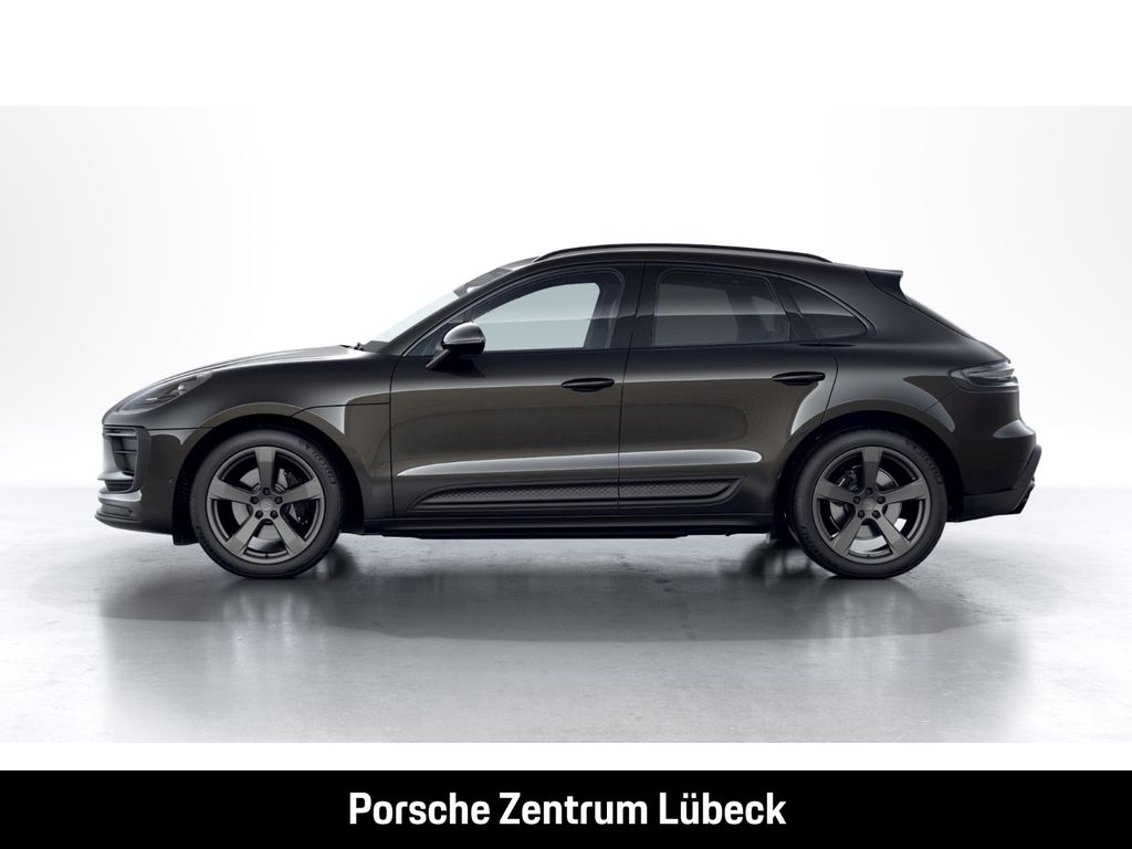 PORSCHE Macan 2023