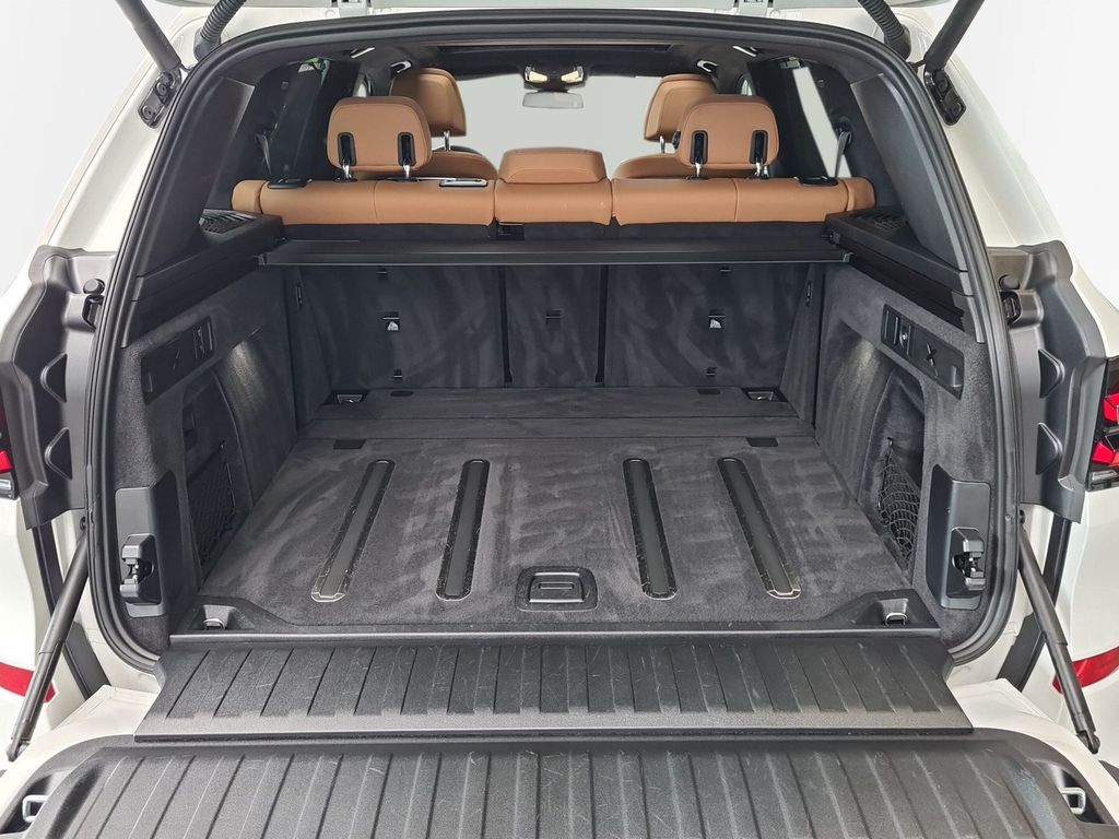 BMW X5 xDrive40i M-Sport Pro Head-Up AHK HK HiFi uvm